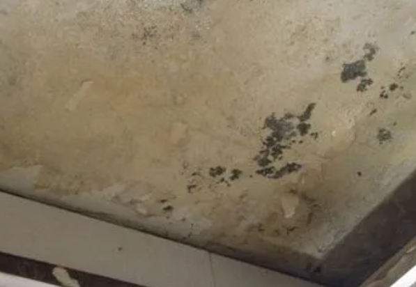 东光阳台漏水维修公司分享下东光卫生间渗水维修需要注意哪些问题。